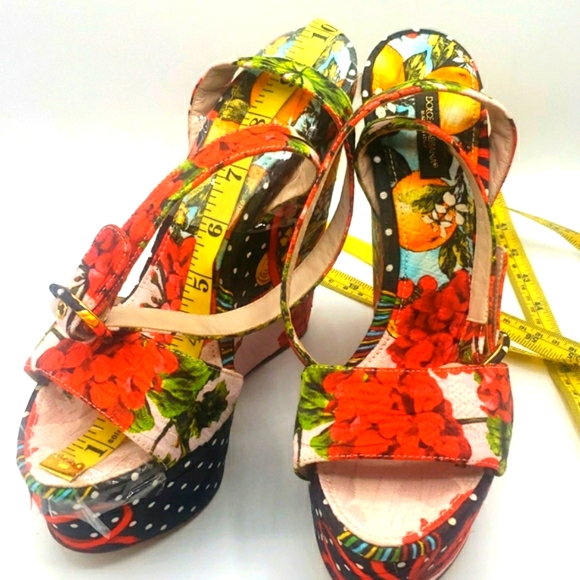 Dolce & Gabbana size 40 1/2 color multi 100% Authentic 10 inches long - Picture 15 of 15